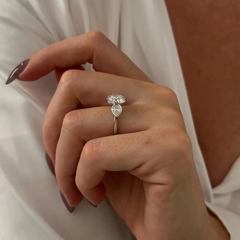 2.02CT Lab Grown Round Cut Diamond Three Stone Ring 14K White Gold With IGI Certified Proposal Engagement Gift for Lovers Charms