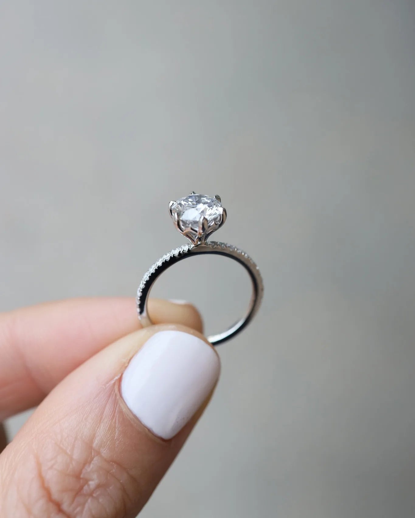 Round Cut Moissanite Solitaire Ring 7mm Yellow Gold Plated Engagement Wedding Jewelry For Women Classic Minimal Design Wholesale