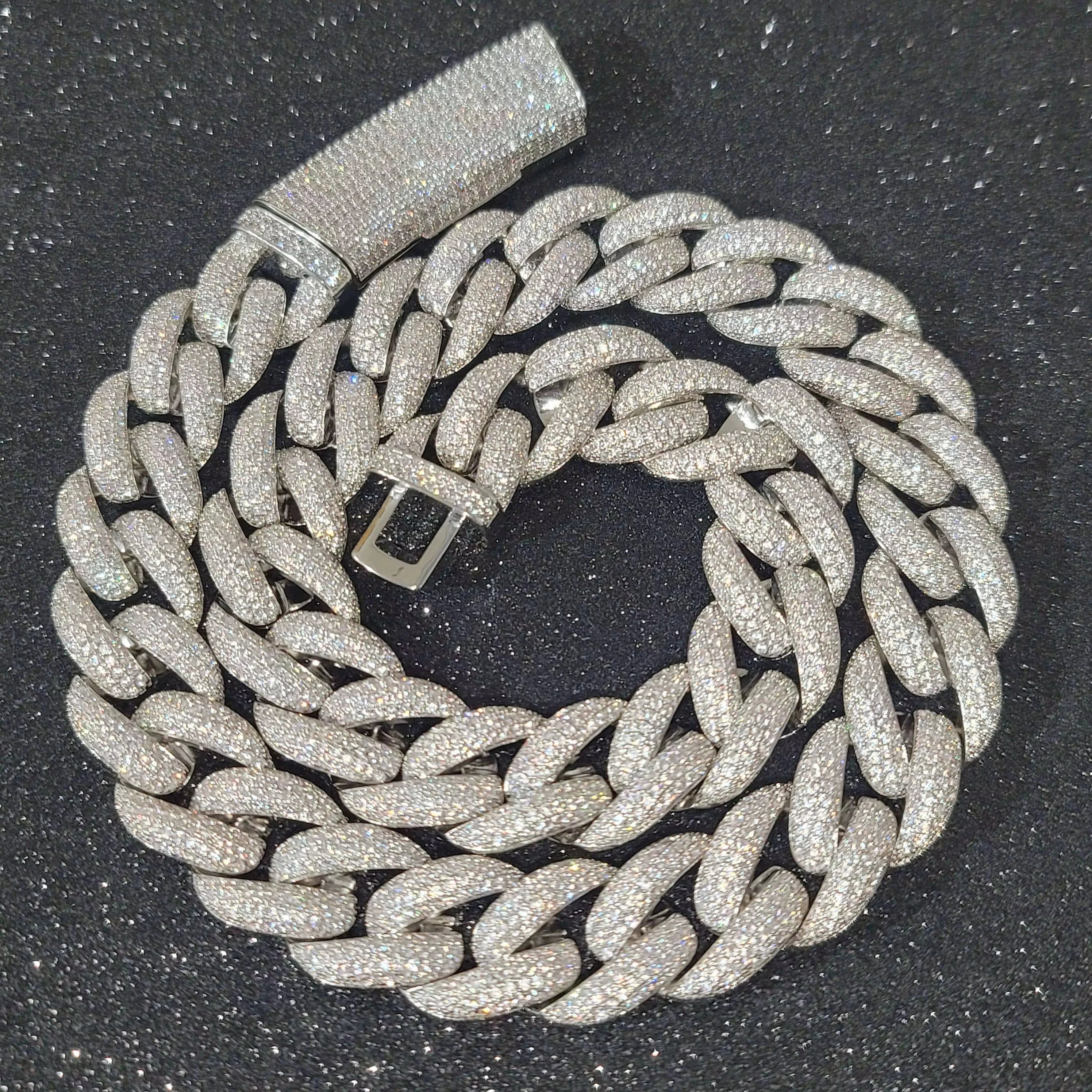 Fashion Miami Cuban Chain Iced Out 15MM Moon Necklace Full Pave Diamonds Long Buckle Necklace Hip Hop Jewelry Necklaces For Men