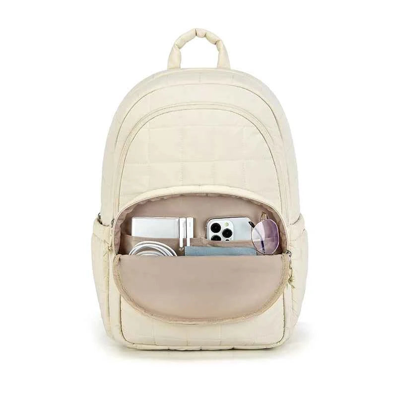 BAGSMART Women's Backpack Large Capacity Travel Backpack Simple Female Bags School College Laptop Backpack for Girls