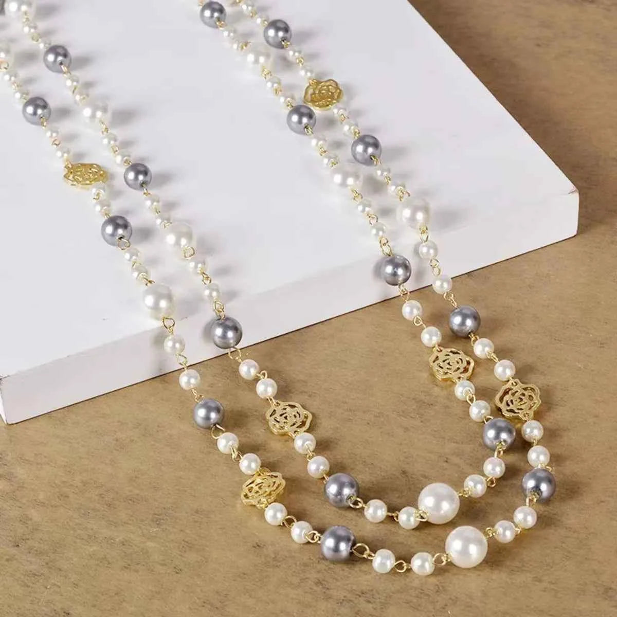 Vintage Lady Camellia Pearls Flower Long Necklace Chain Elegant Double Layers Fashion Jewelry For Women Party Collares de moda