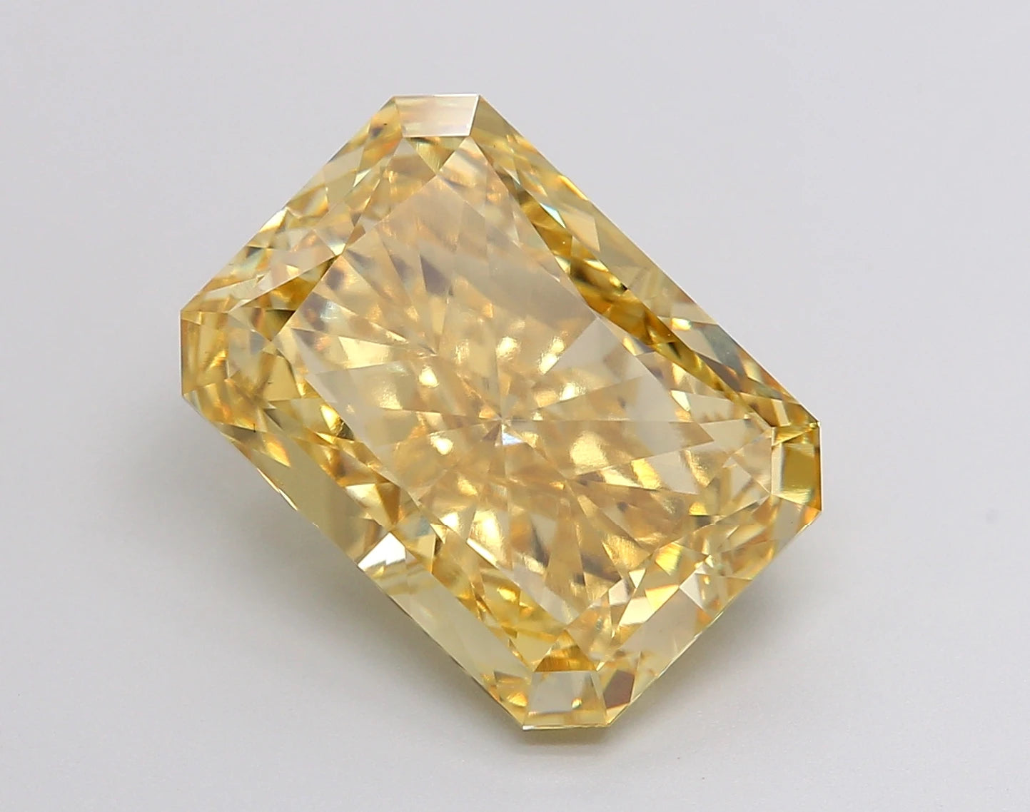 8.58 Carat Radiant Fancy Vivid Yellow Colored CVD Lab Grown Diamond High Quality Luxury Jewelry Piece