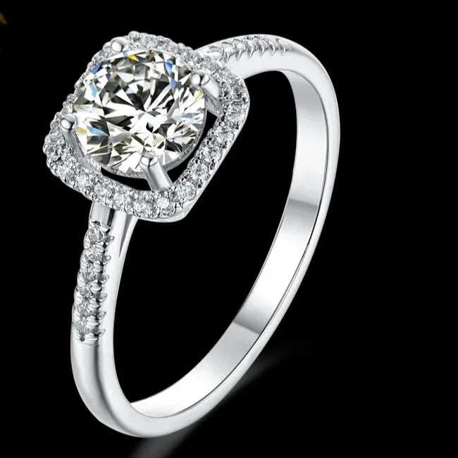 IGI Certified High Quality Silver Plated Emerald Cut VVS Moissanite Diamond Ring Vintage Style for Men Women's Weddings