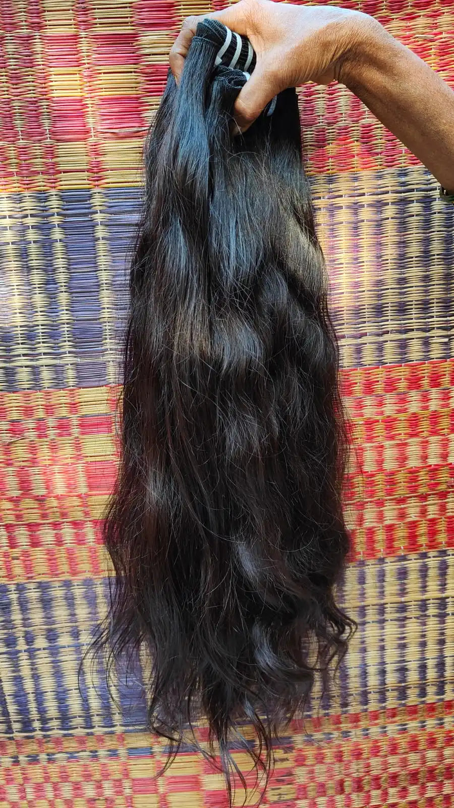 100% Raw unprocessed cuticle alaigned indian Remy human hair weaving from chennai. Natural wavy raw hair extension from chennai