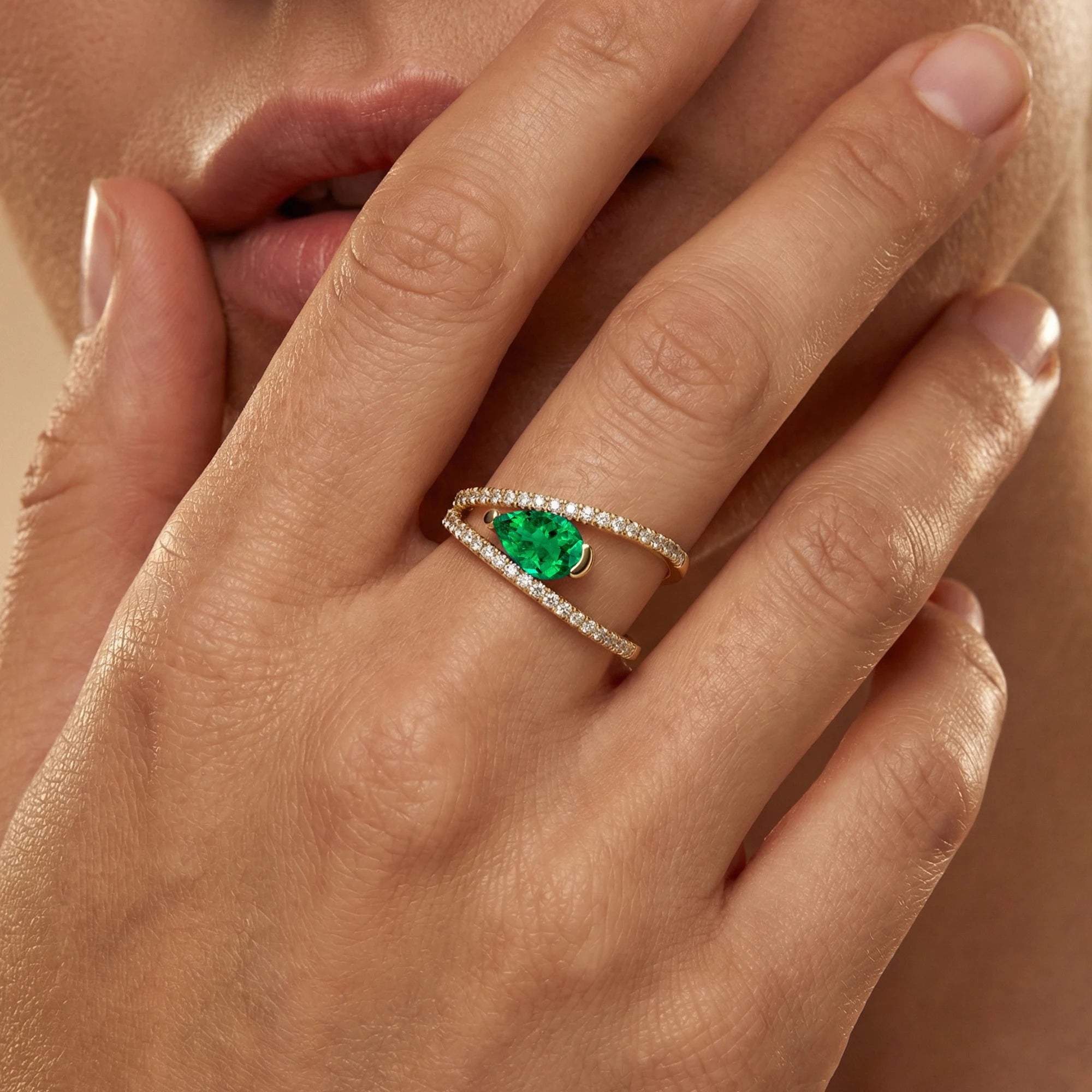 18kt Rose Gold Cocktail Fine Bridal Rings May Birthstone Lab Grown Emerald Gemstone Certified Real Diamonds Rings OEM Jewelry