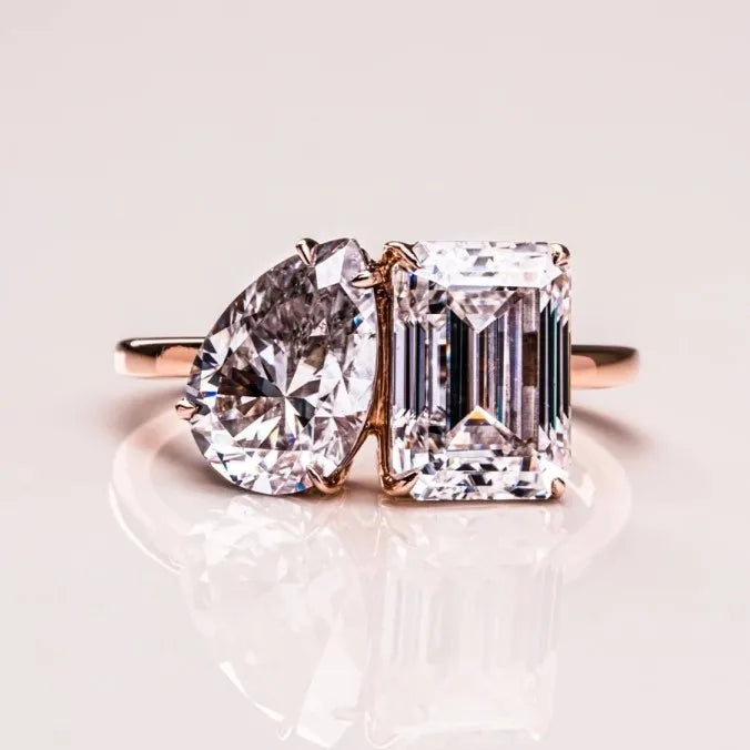 IGI Certified High Quality Silver Plated Emerald Cut VVS Moissanite Diamond Ring Vintage Style for Men Women's Weddings