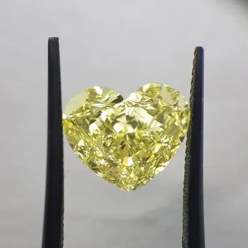 Natural Diamond Yellow color with GIA certification