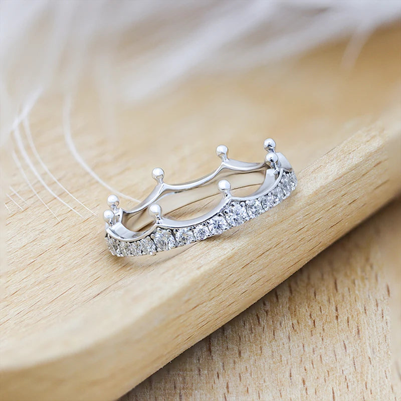 Paston Custom Jewelry DEF VVS Moissanite Ring Band Crown Design Women Fine Jewelry Ring Set for Daily Wear