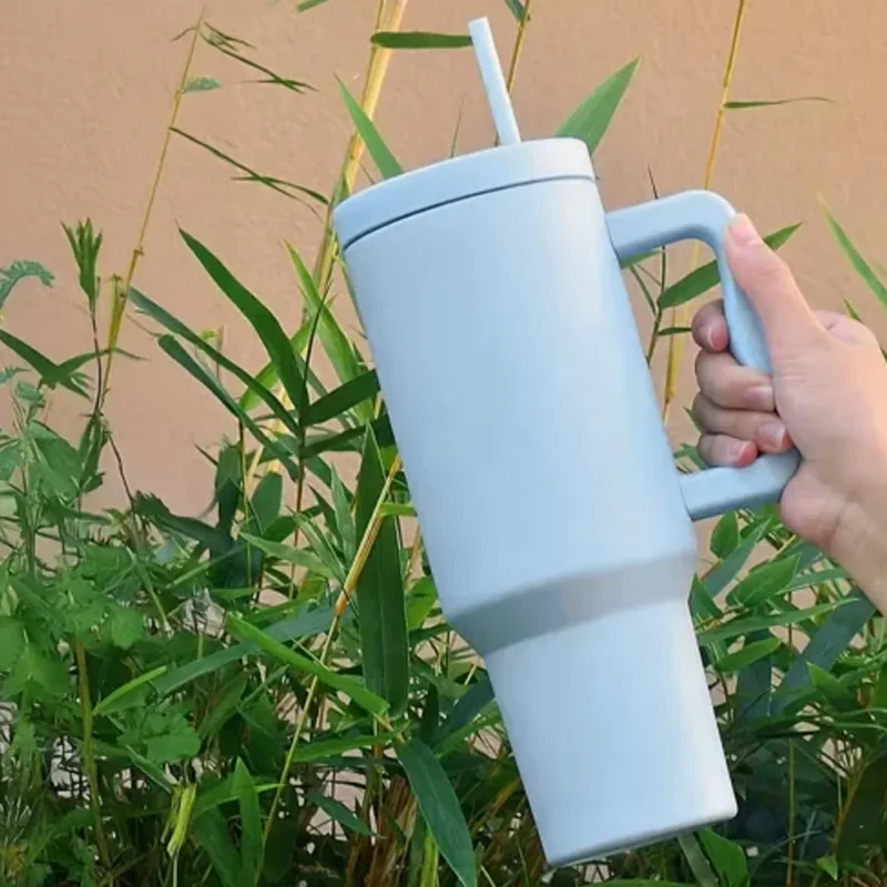 Us in Stock 40 OZ Leak Proof Outdoor Use 40 OZ Tumbler With Handle for Home Office Outdoor Daily Use