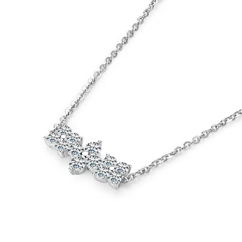 Free Shipping 925 Sterling Silver 3mm & 2.5mm Round Moissanite Jewelry Exquisite Four-Leaf Clover Pendant Necklace for Women