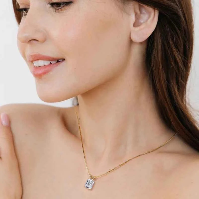 Free Shipping 925 Silver 7*9mm 2.5ct Emerald Pendant Necklace with Link Chain-Trendy Wedding Engagement Gift Jewelry for Women