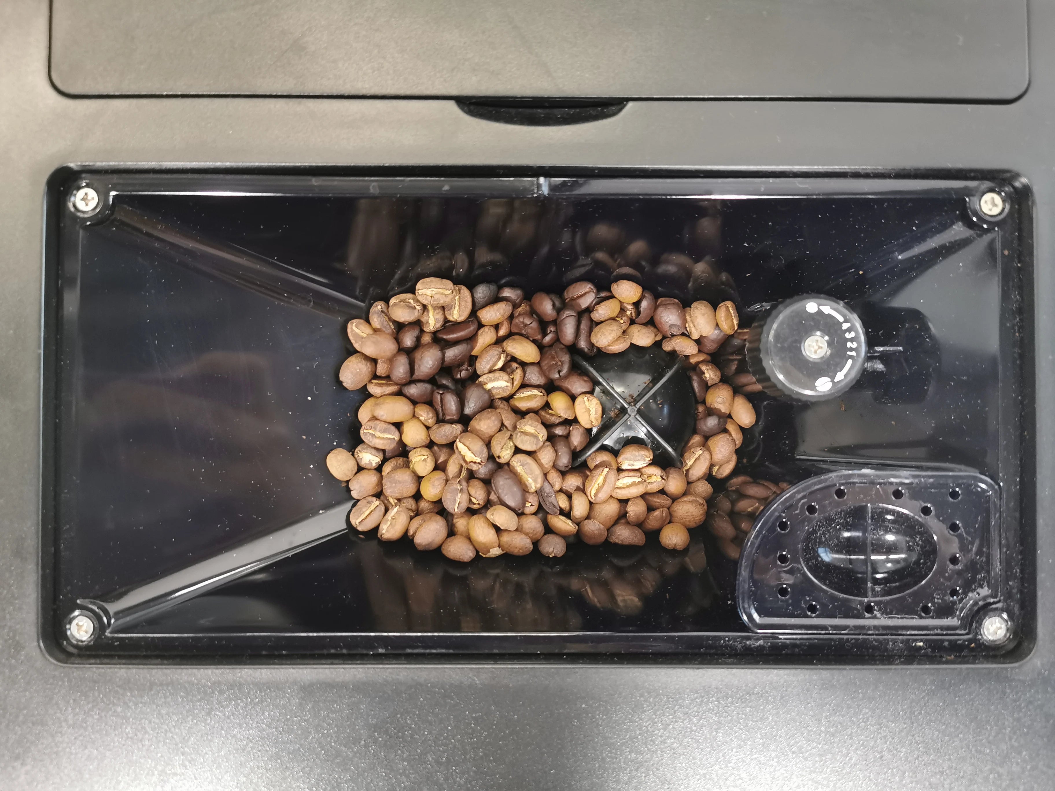 Household Smart Coffee Maker Fully-automatic Multi-language Espresso Coffee Maker Machine with CE CB EMC Certificated