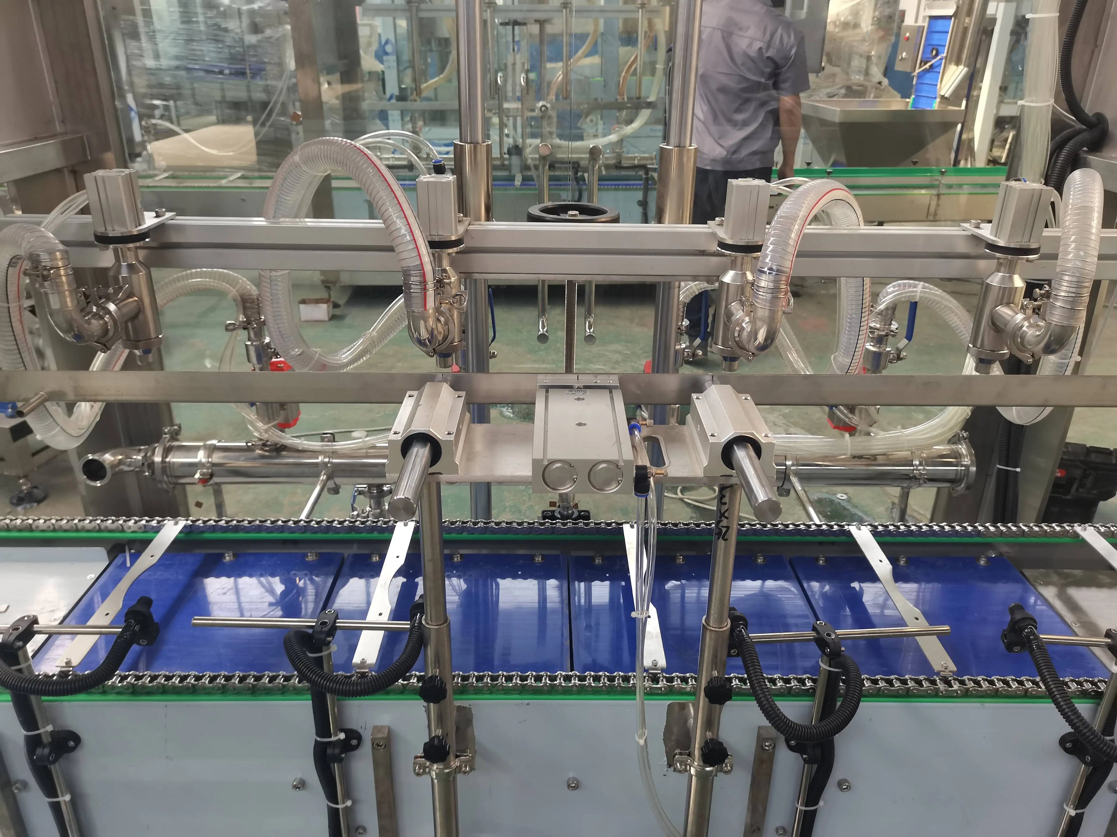 Automatic Lube Oil Paste Jerry Can Drum Cleaning Liquid Oil Bottle Liquid Filling Machines 5000ml