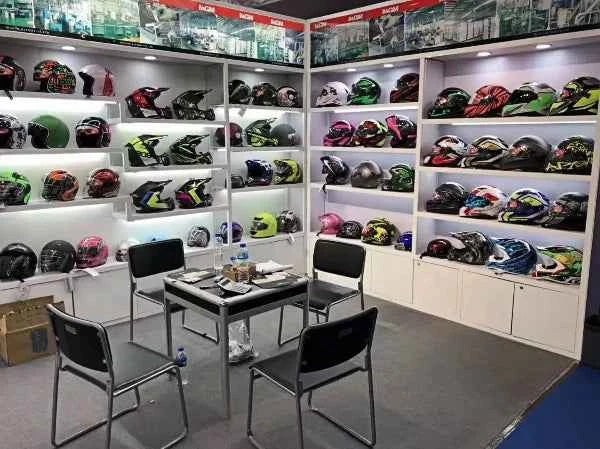FF901 Original Carbon Fiber Rear Flip Helmet with Double Lens 180° Uncover DOT Four Seasons Compatible Fiber 6K for Motorcycles