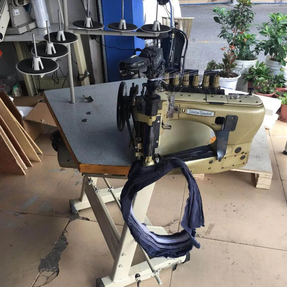 Used Unionspecial 35800 3-needle Double Chainstitch Industrial Feed-off-the-arm Sewing Machine 3200 Sti/min 20mm Thickness
