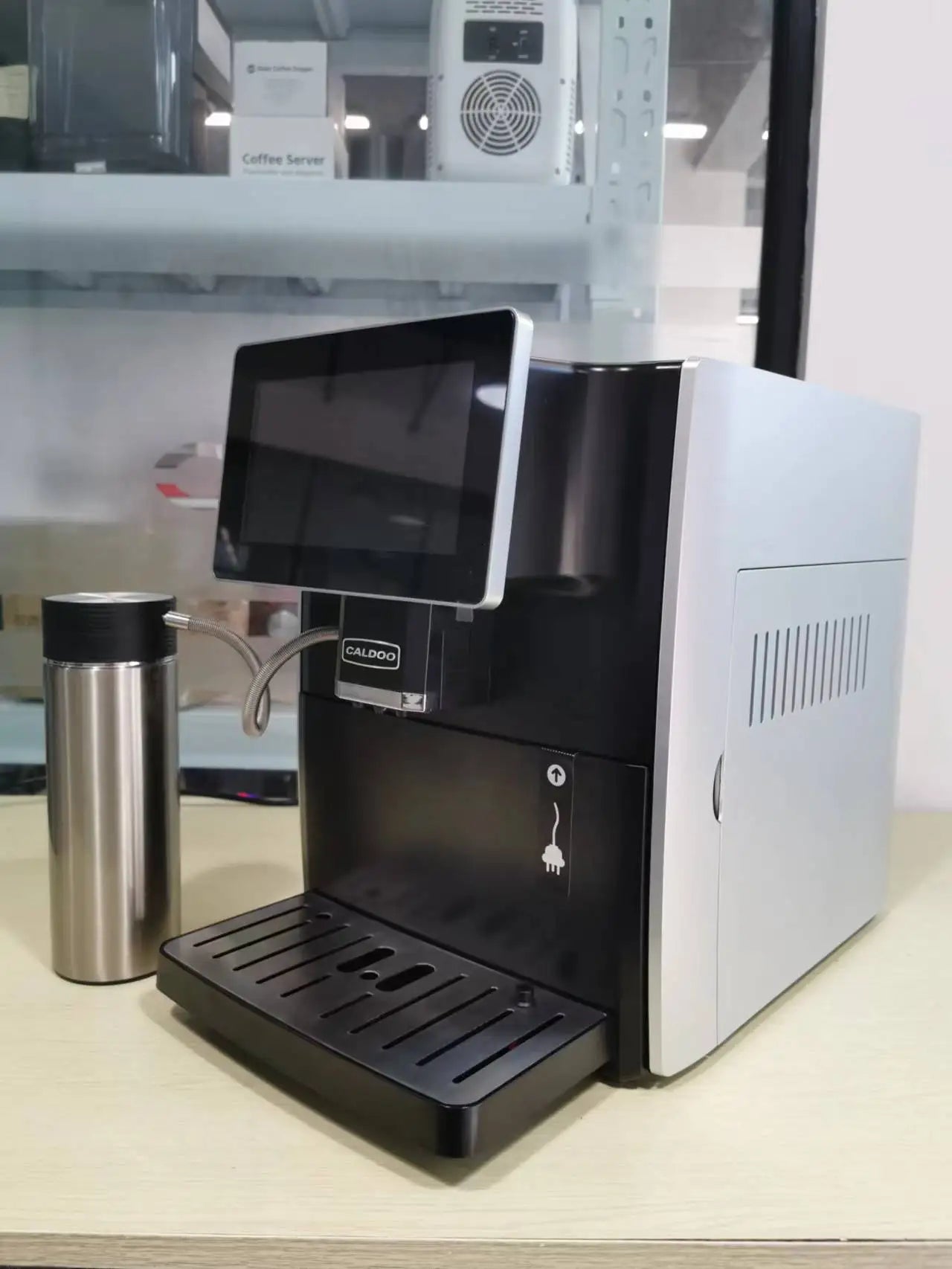 Household Smart Coffee Maker Fully-automatic Multi-language Espresso Coffee Maker Machine with CE CB EMC Certificated