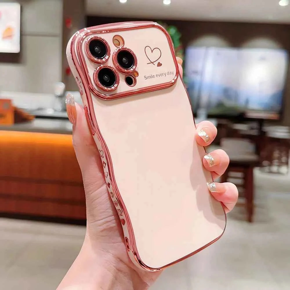 Luxury Electroplate Love Heart Silicone Wavy Phone Case for iPhone 16pro Mobile Phone Cases 17