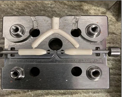 Desktop Small Semi Automatic Injection Molding Machine Max Molds Size 20*15*6cm for 10g Plastic