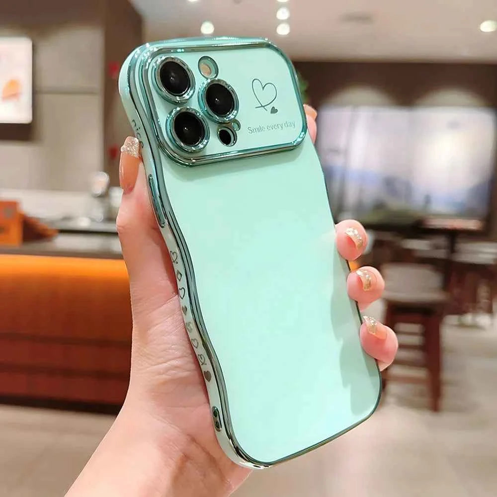 Luxury Electroplate Love Heart Silicone Wavy Phone Case for iPhone 16pro Mobile Phone Cases 17