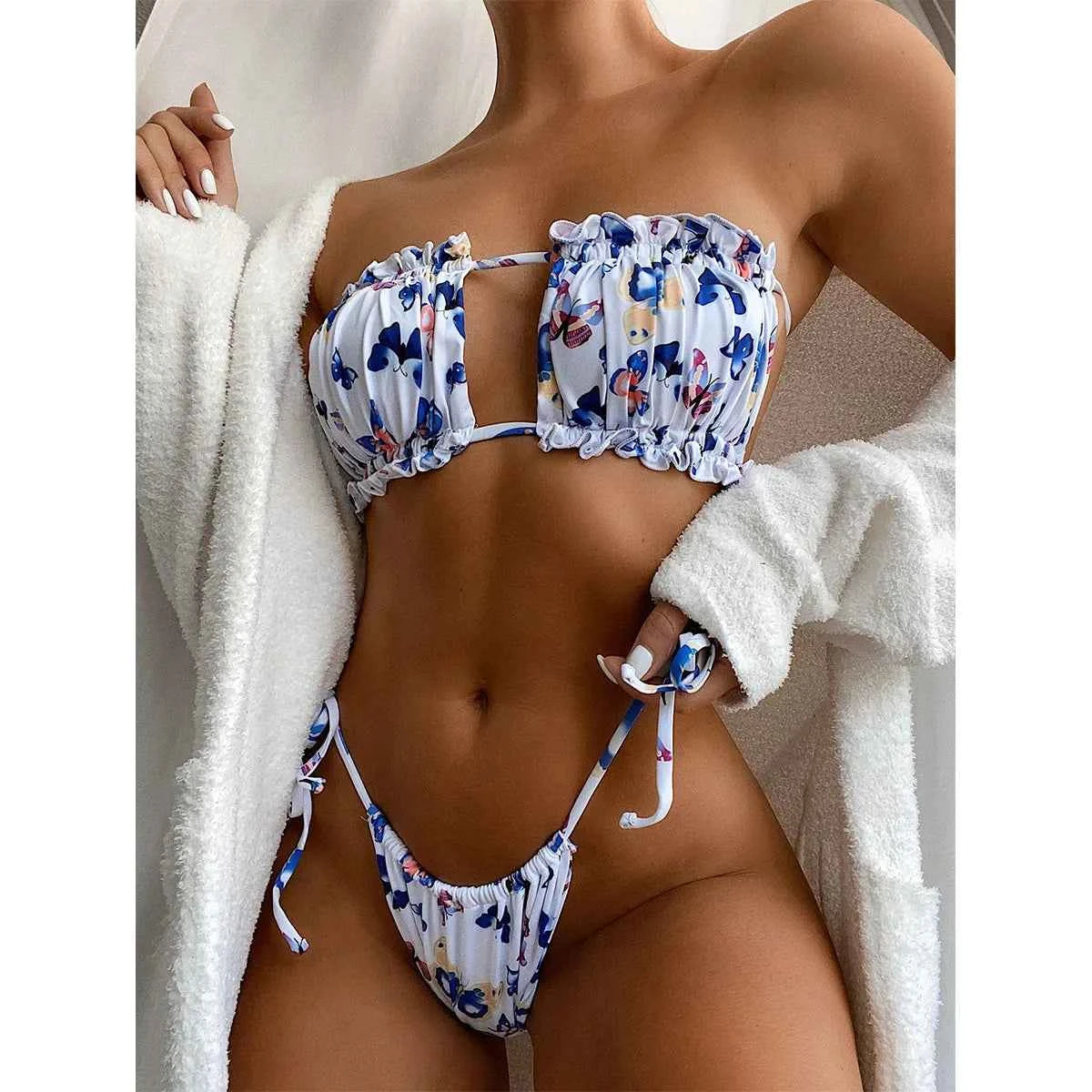 Sexy Bikini 2025 Pleated Bandeau Swimsuit Female Swimwear Women Mini Thong Bikini Set Bather Swimming Beachwear for Bathing Suit