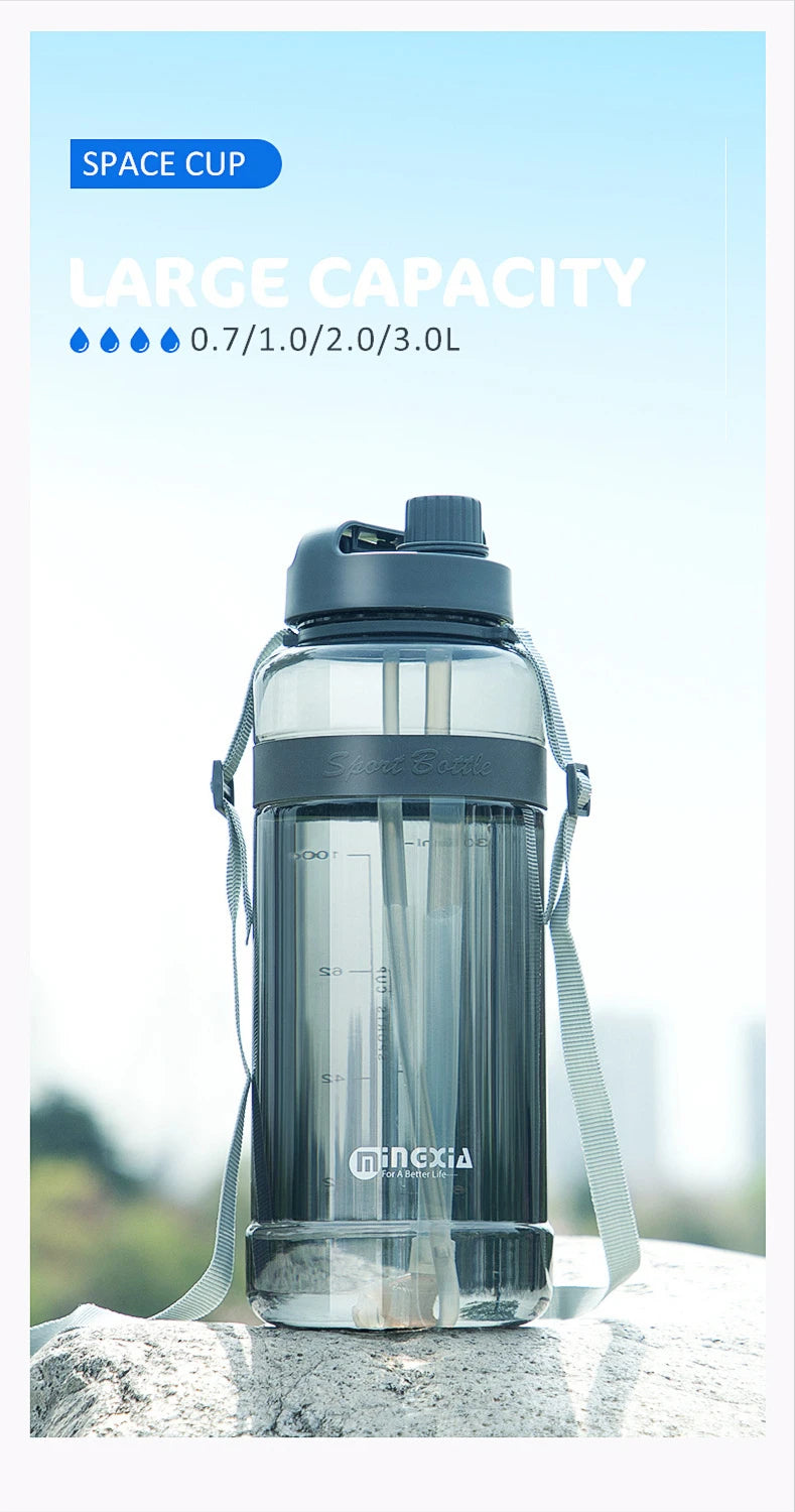 0.7-3L Sports Water Bottle Outdoor Portable Drink Bottle with Handle Drinking Utensils for Man Woman Large Capacity Water Cup