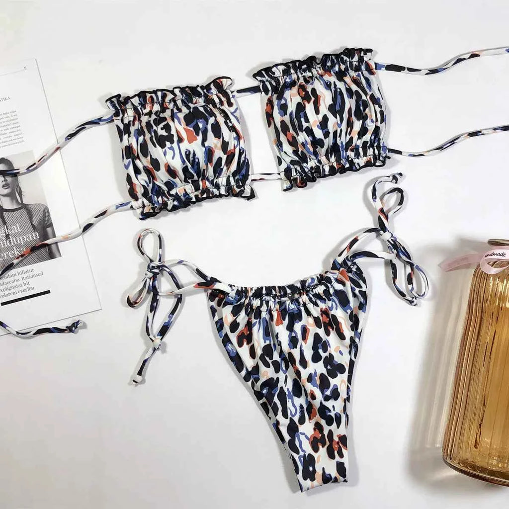 Sexy Bikini 2025 Pleated Bandeau Swimsuit Female Swimwear Women Mini Thong Bikini Set Bather Swimming Beachwear for Bathing Suit