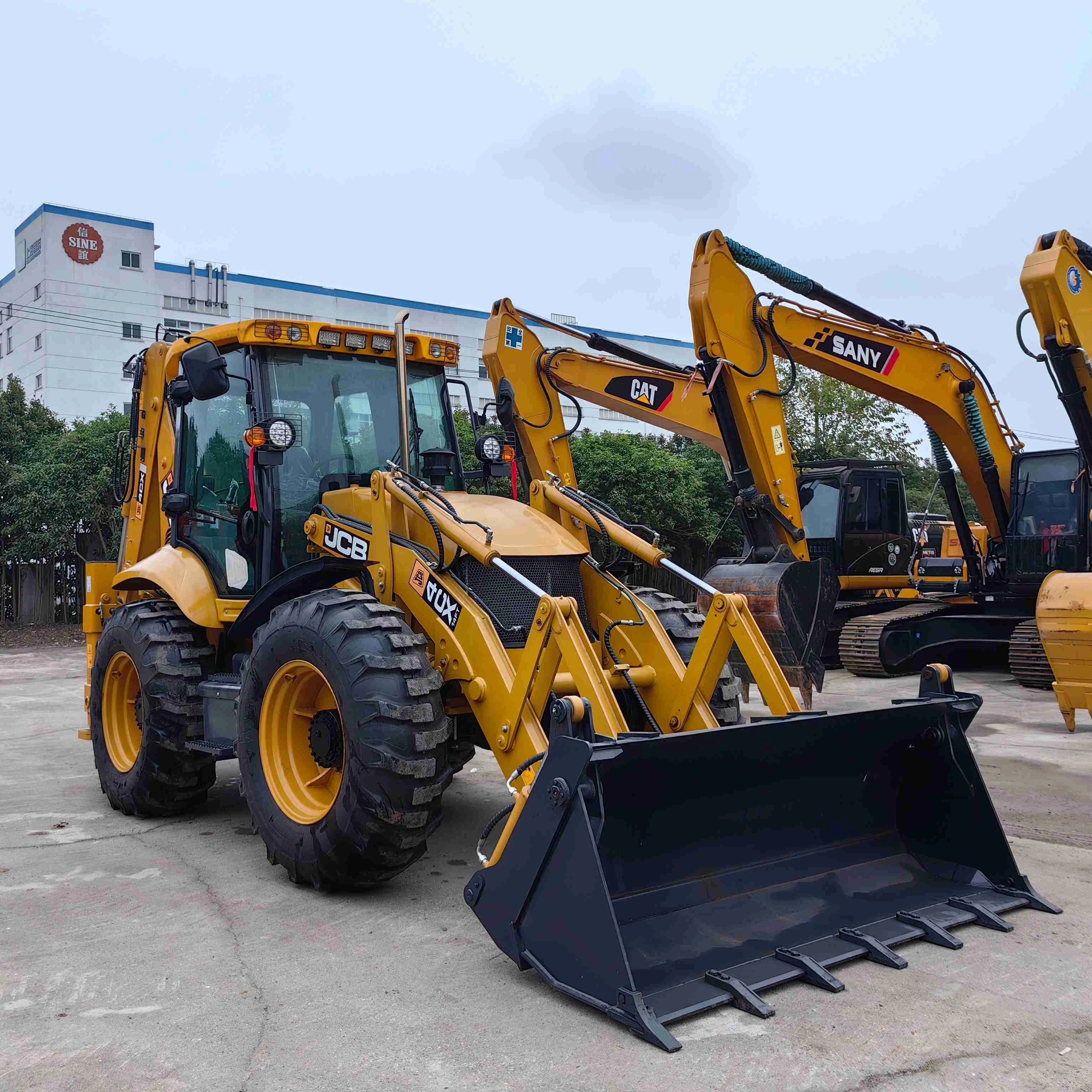 Cheap Price Used JCB Backhoe Loader UK 2023 4x4 Wheel Drive Euro5/EPA Engine High Load Moment for Sale