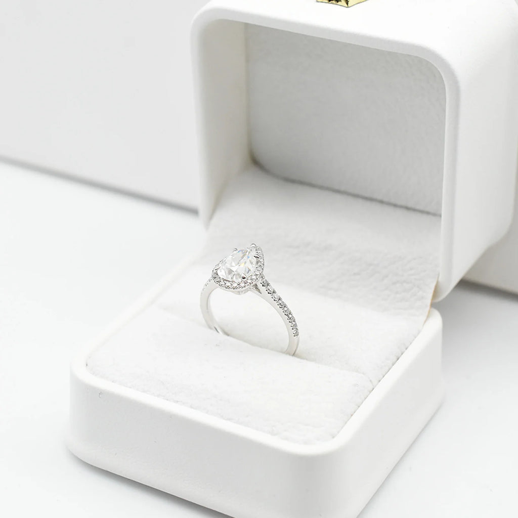 MaiYi Custom Design 9/10/14/18k Gold Lab Grown Diamond 1.5CT Pear Brilliant Cut Halo Moissanite Engagement Jewelry Wedding Ring