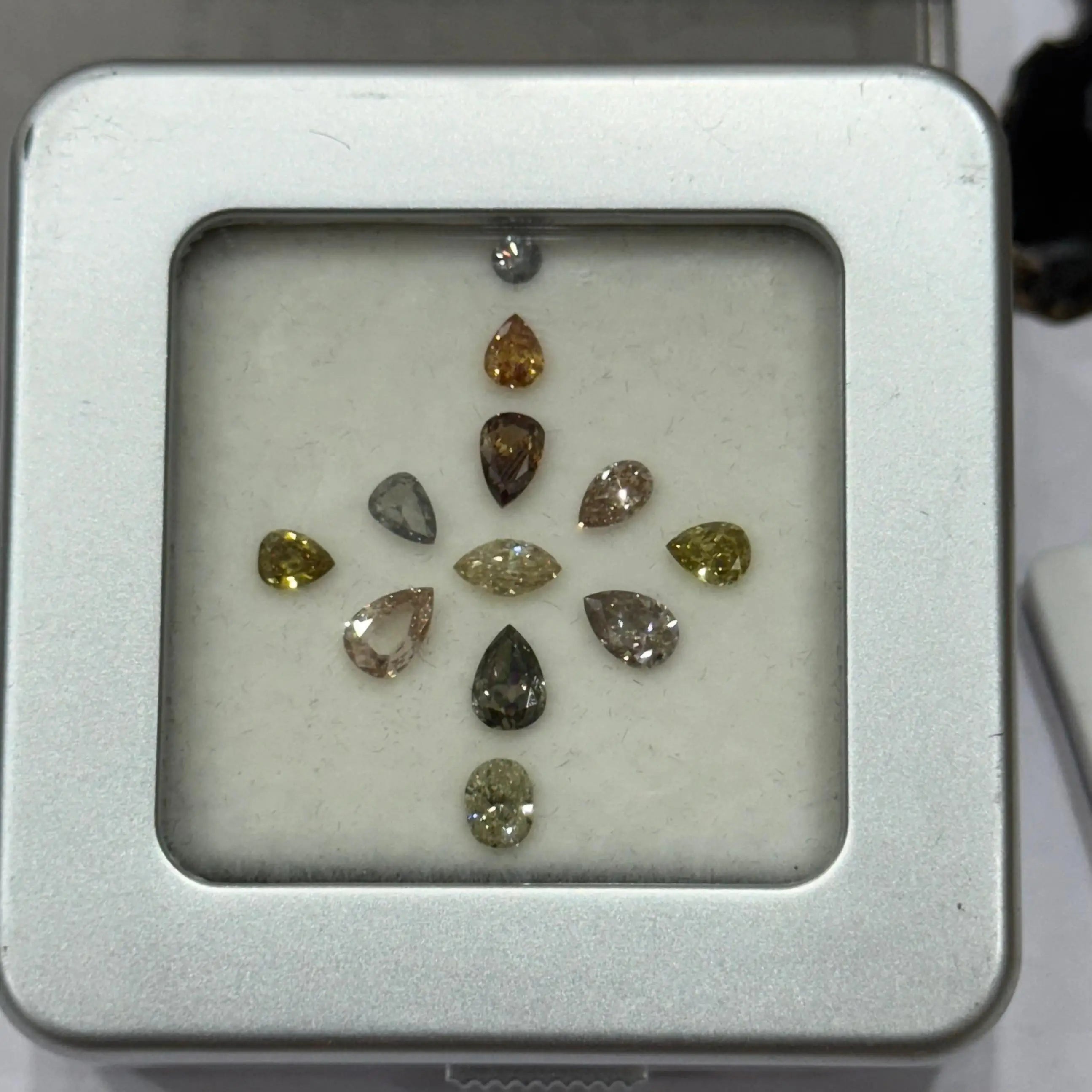 Beautiful Layout Of Diamonds Natural Fancy Color Layouts Loose Diamonds for Sell Loose Solitaire Diamond Handmade