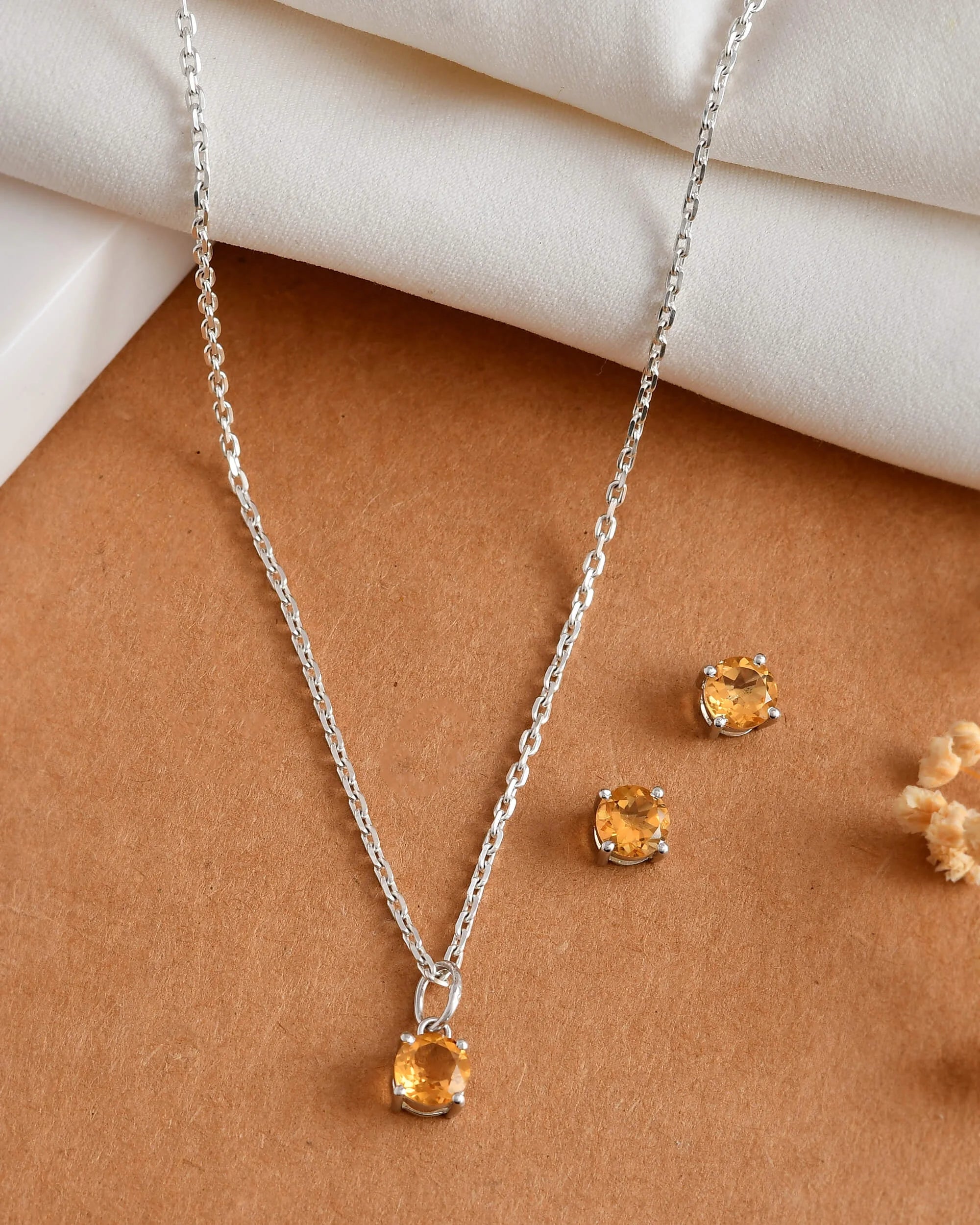 High Quality Gold Plated Sterling Silver Yellow Citrine Round-Cut Claw Setting Necklace Earring Set Trendy Anniversary Wedding