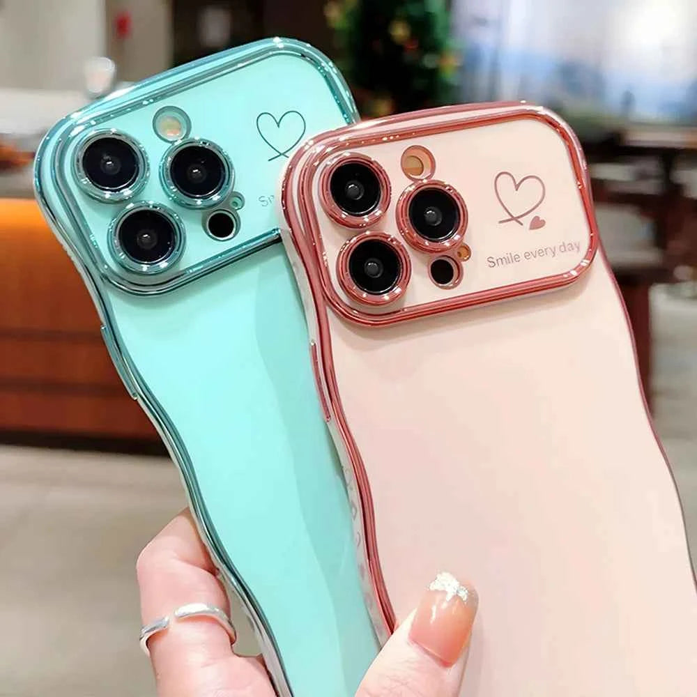 Luxury Electroplate Love Heart Silicone Wavy Phone Case for iPhone 16pro Mobile Phone Cases 17