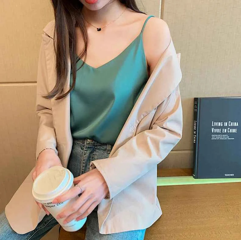 Casual V-Neck Sexy Solid Satin Woman Camis Tank Tops Chiffon Sleeveless Camisole Top Halter Camis Tops
