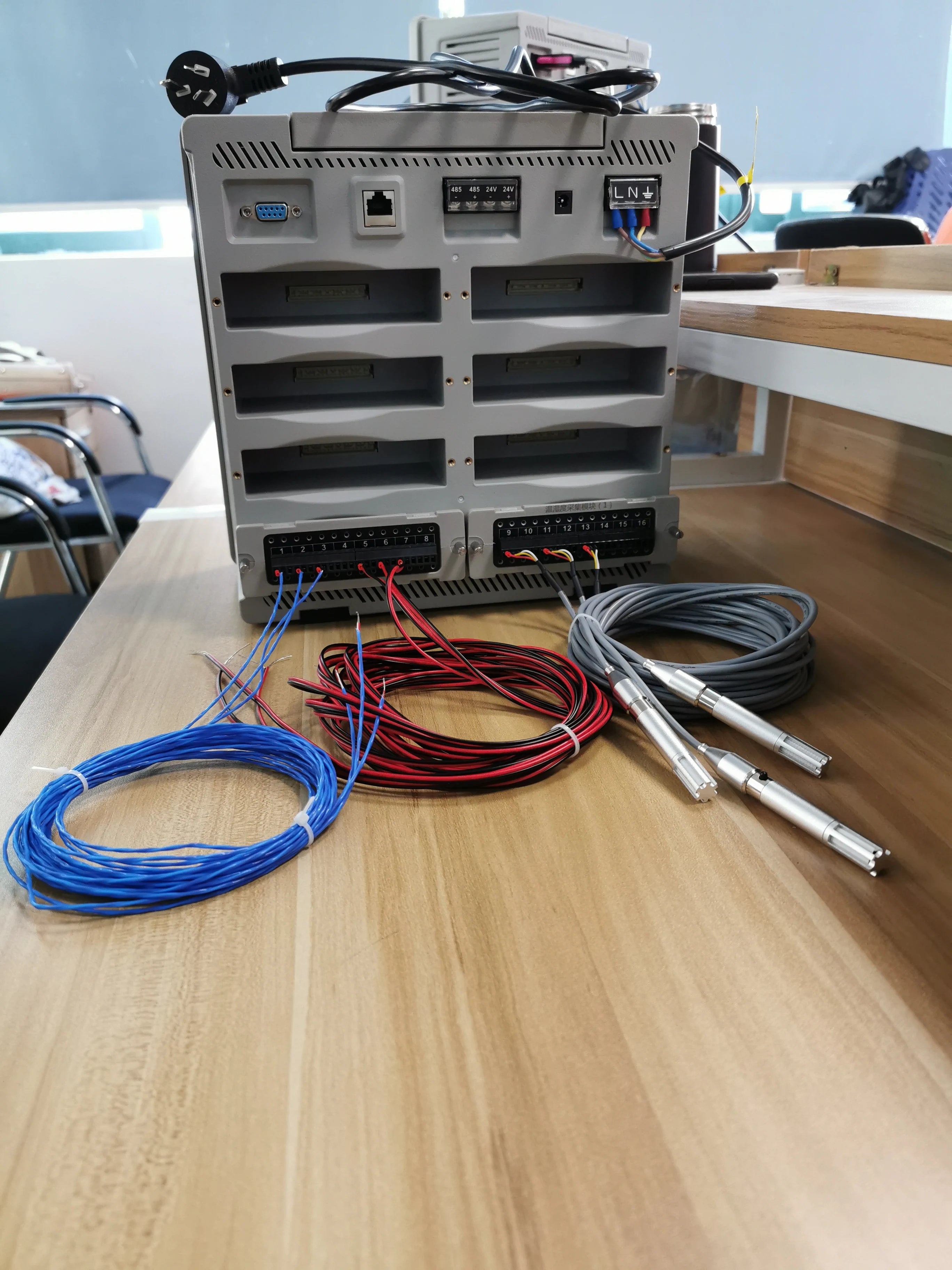 NAPUI 130D Customizable Indoor Plastic Universal High Accuracy Temperature Recorder Controller Current Measurement OEM/ODM