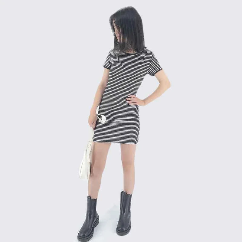 Summer Round Neck Enough Stock Short-sleeved Dress Black And White Striped Dresses Casual Elegant Sheath Slim Dress