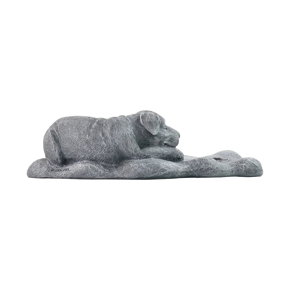 Customizable Resin Ornament of Sleeping Dog with Candle Holder - Ideal for Pet Owners to Memorialize Lost or Deceased Puppies