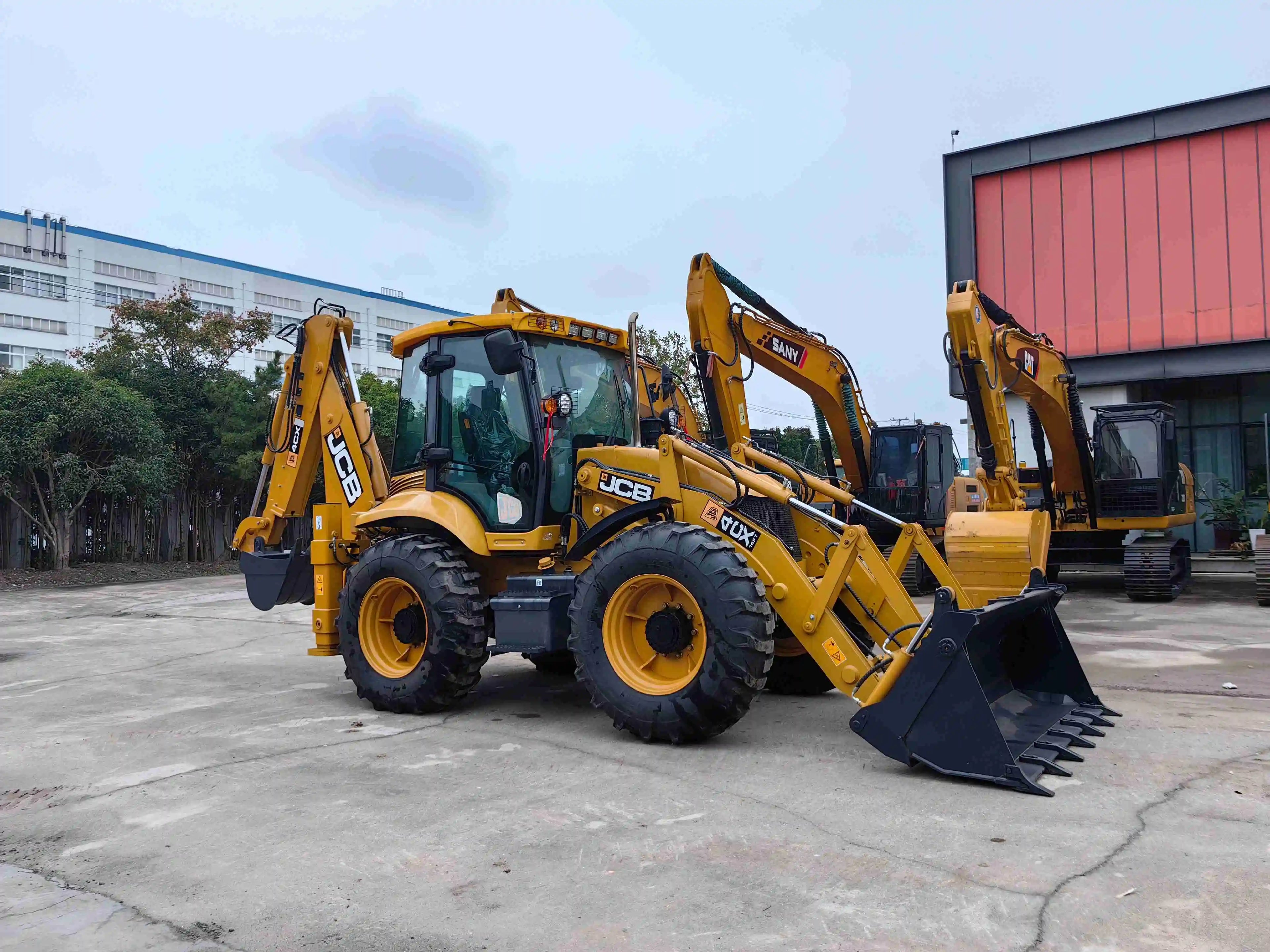 Cheap Price Used JCB Backhoe Loader UK 2023 4x4 Wheel Drive Euro5/EPA Engine High Load Moment for Sale