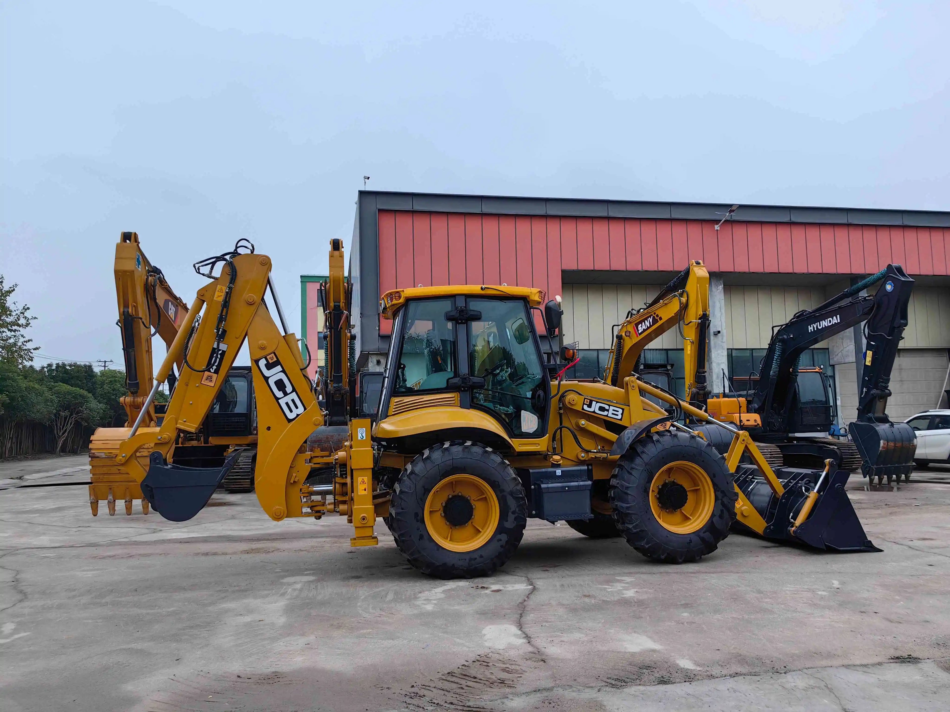 Cheap Price Used JCB Backhoe Loader UK 2023 4x4 Wheel Drive Euro5/EPA Engine High Load Moment for Sale