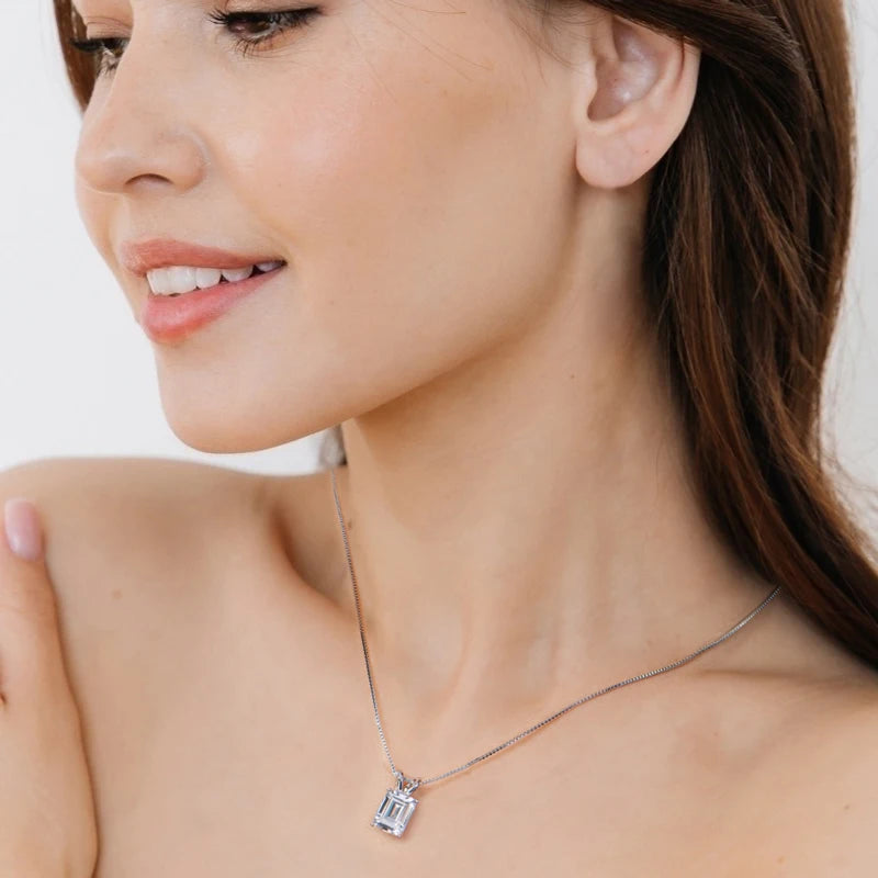 Free Shipping 925 Silver 7*9mm 2.5ct Emerald Pendant Necklace with Link Chain-Trendy Wedding Engagement Gift Jewelry for Women