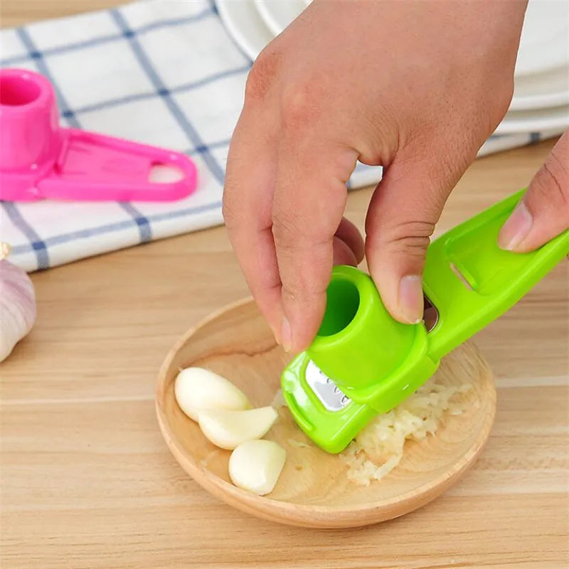 Candy Color Kitchen Accessories Plastic Ginger Garlic Grinding Tool Silicone Peeler Slicer Cutter Grater Grinder