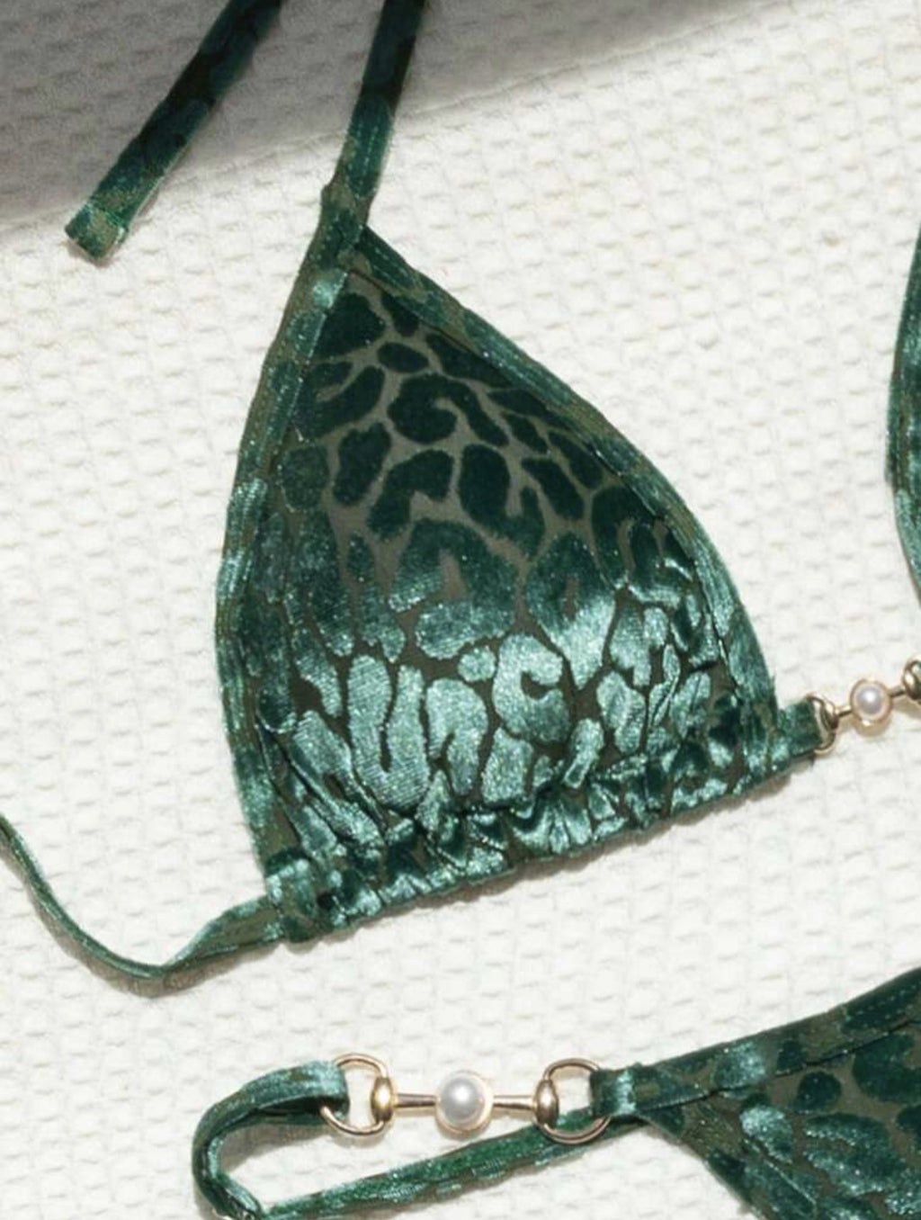 2025 European and American New Sexy T-Shaped Pearl Leopard Print Special Fabric Swimsuit Bikini Bikini Cross-Border