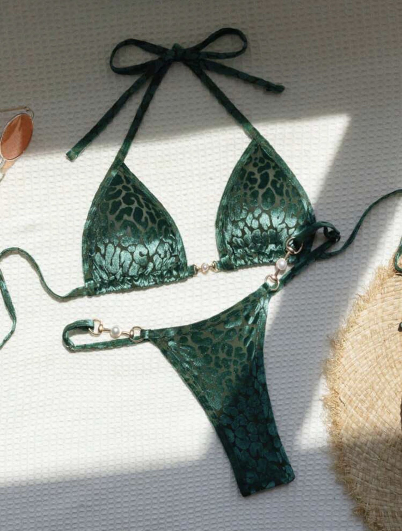 2025 European and American New Sexy T-Shaped Pearl Leopard Print Special Fabric Swimsuit Bikini Bikini Cross-Border