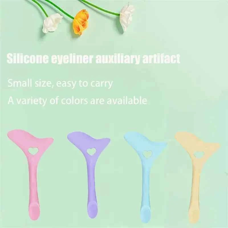 Wholesale  Multi-functional Eyeliner Stencil Wing Tips Silicone Eyeliner Aid Drawing Lipstick Wearing Aid Reusable Makeup Tools