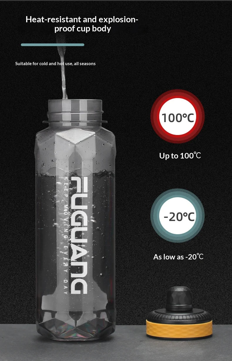 Large-capacity Sports Water Bottle Made of PC Material with Leak-proof Design Suitable for Use in Fitness Venues and Outdoors