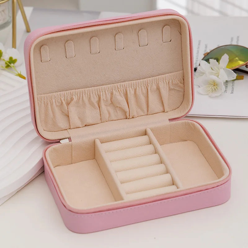 Portable Jewelry Storage Box Travel Organizer Jewelry Case Leather Storage Earrings Necklace Ring Jewelry Organizer Display