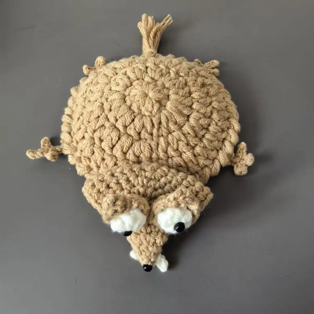 1PC Home decor; Coaster; Heat pad; Squirrel shape; Creative desktop ornament; Hand-woven handicraft; Crochet yarn product.