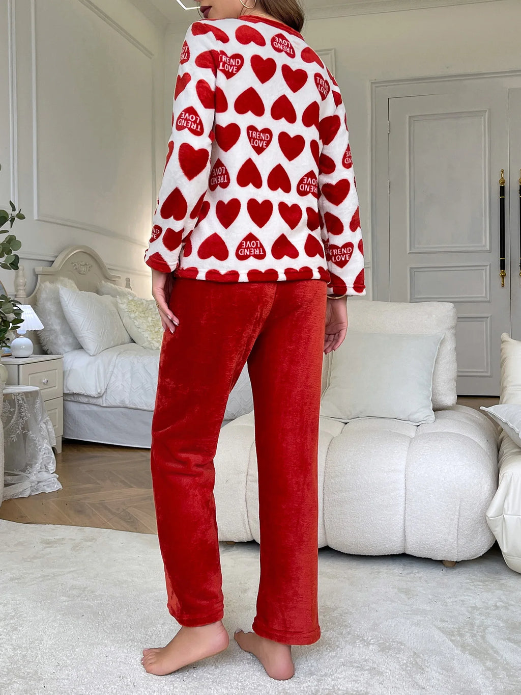 Thick and Warm Winter Flannel Sleepwear Soft Long Sleeved Pants Women's Pyjamas Set Heart-Shaped Pattern Student Nightwear