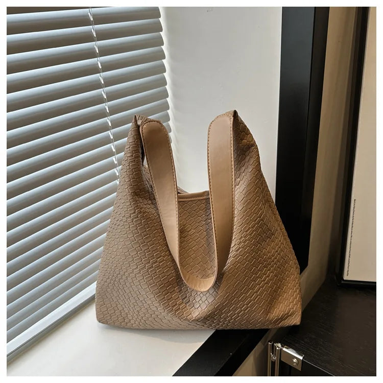 Women's Retro Artificial Leather Woven Pattern Shoulder Bag,Large Capacity Tote Bag,Casual Armpit Bag, Large Tote Bag,Daily Work
