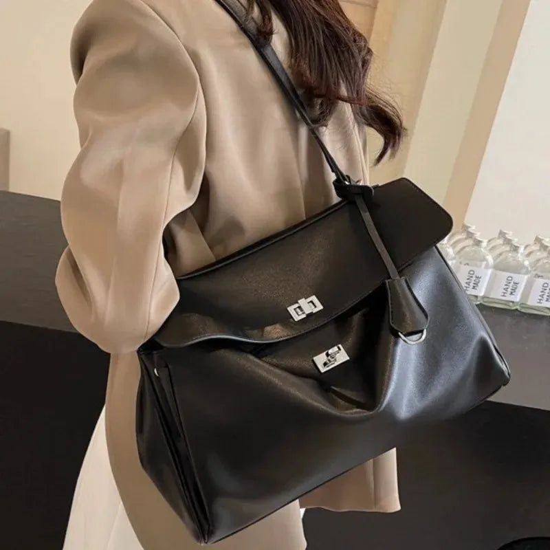 Fashion Large Capaci Platinum Bag Casual Crossbody oulder Bag for Women Faionable Underarm Bag Modern Neutral Sle New Style 2026