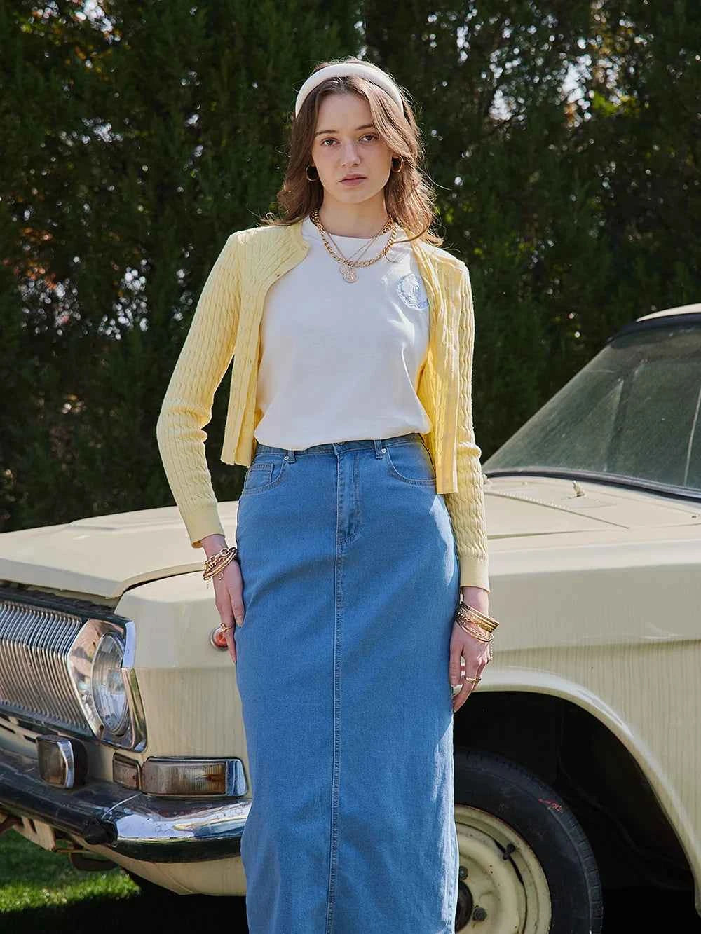 AP SS26 Women Sleeveless Shirt and Cable Knitting Cardigan Clothing