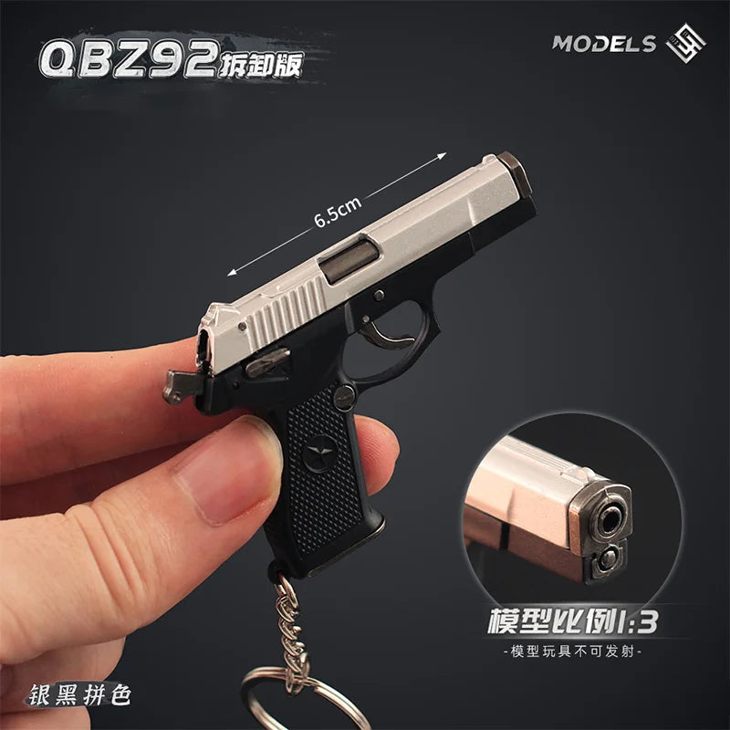 7cm Detachable Colt 357 Revolver Metal Gun Keychain Model Military-themed Keyrings Car Keychain Fashionable Men Accessories